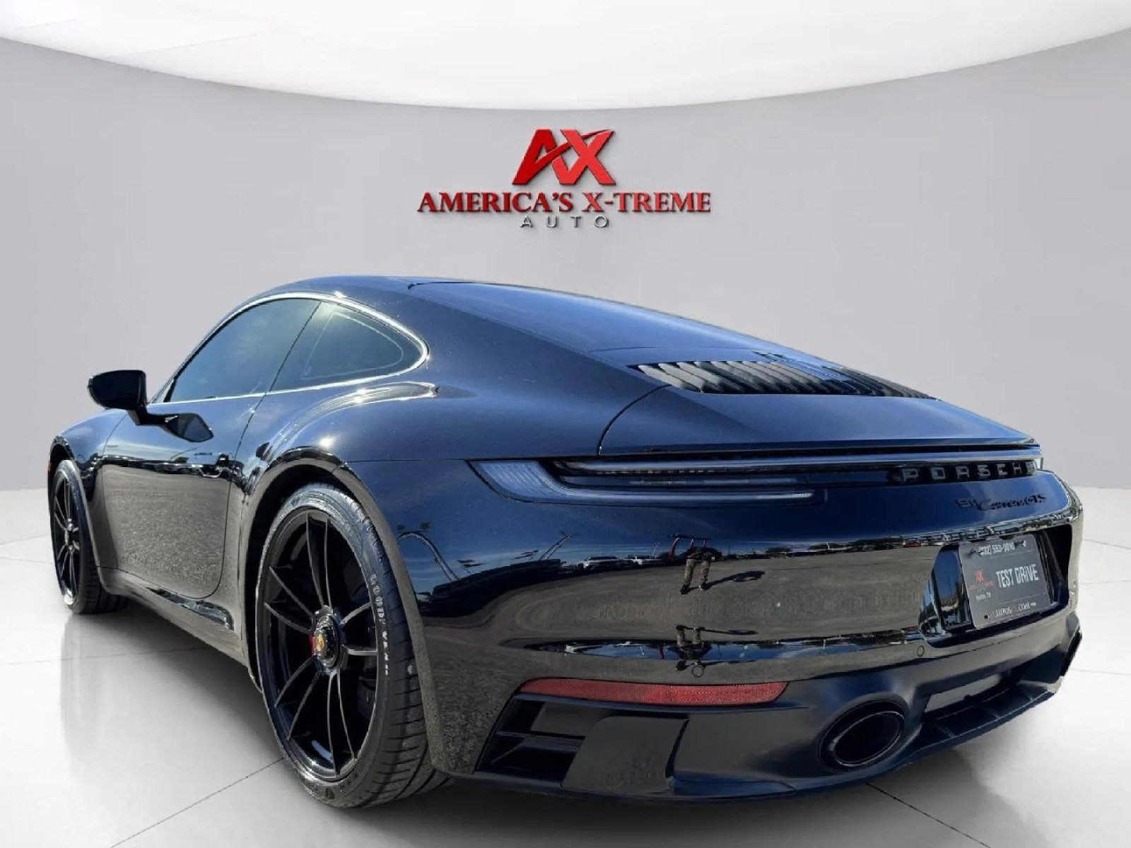2024 Porsche 911 GTS photo 3