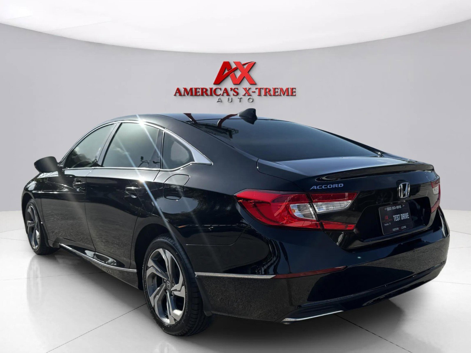 2020 Honda Accord EX-L photo 3