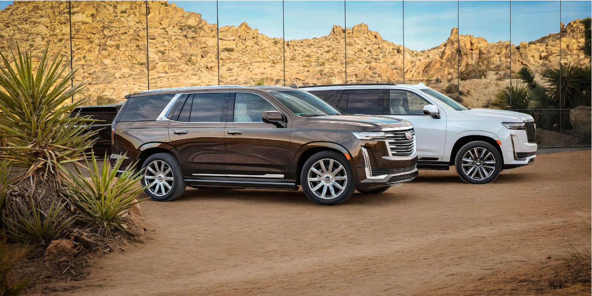 Lincoln Navigator vs Cadillac Escalade Ames Ford Lincoln in Ames, IA