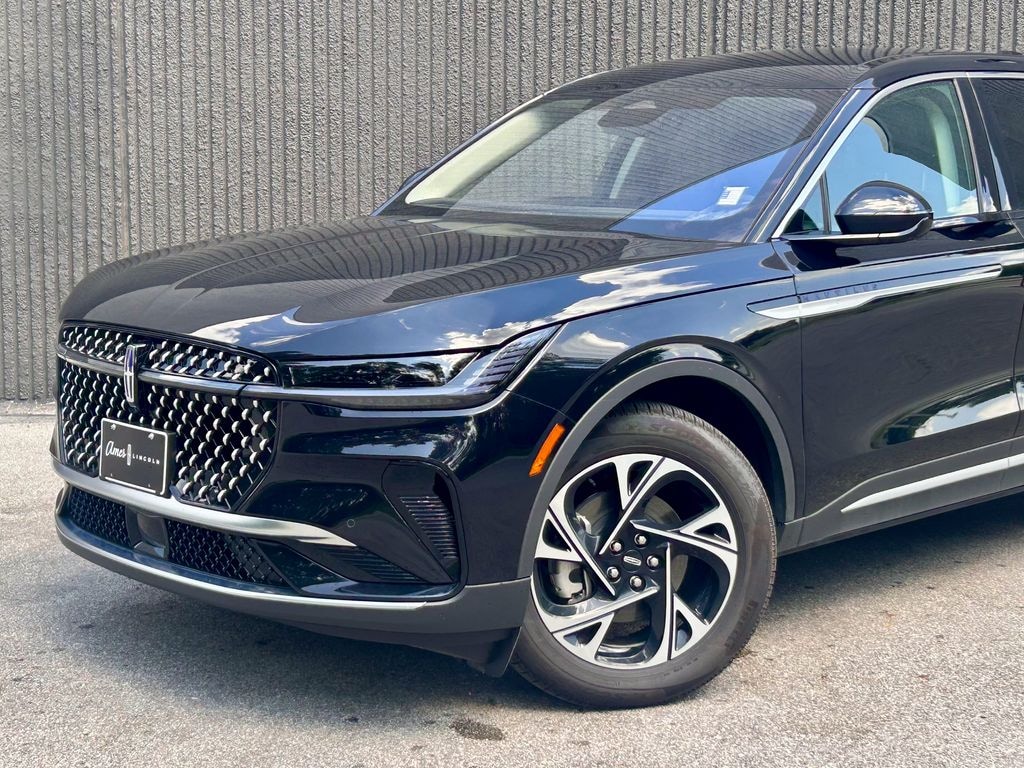 New 2026 Lincoln Nautilus Premiere SUV