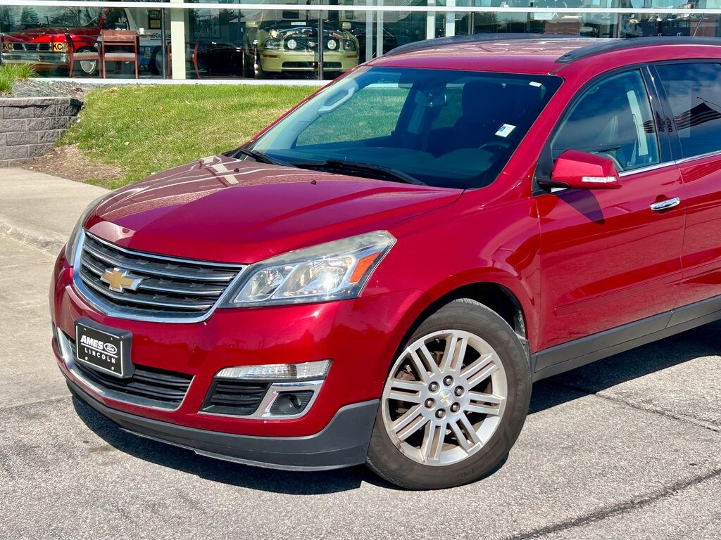 Used 2014 Chevrolet Traverse LT SUV