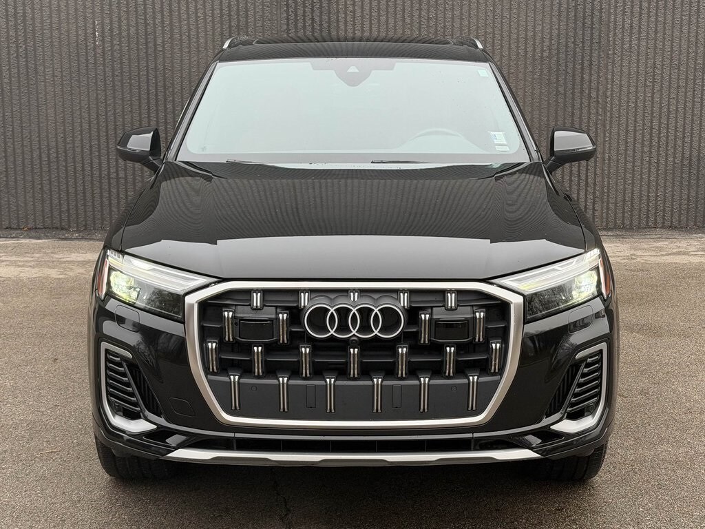 Certified 2025 Audi Q7 55 Premium Plus SUV