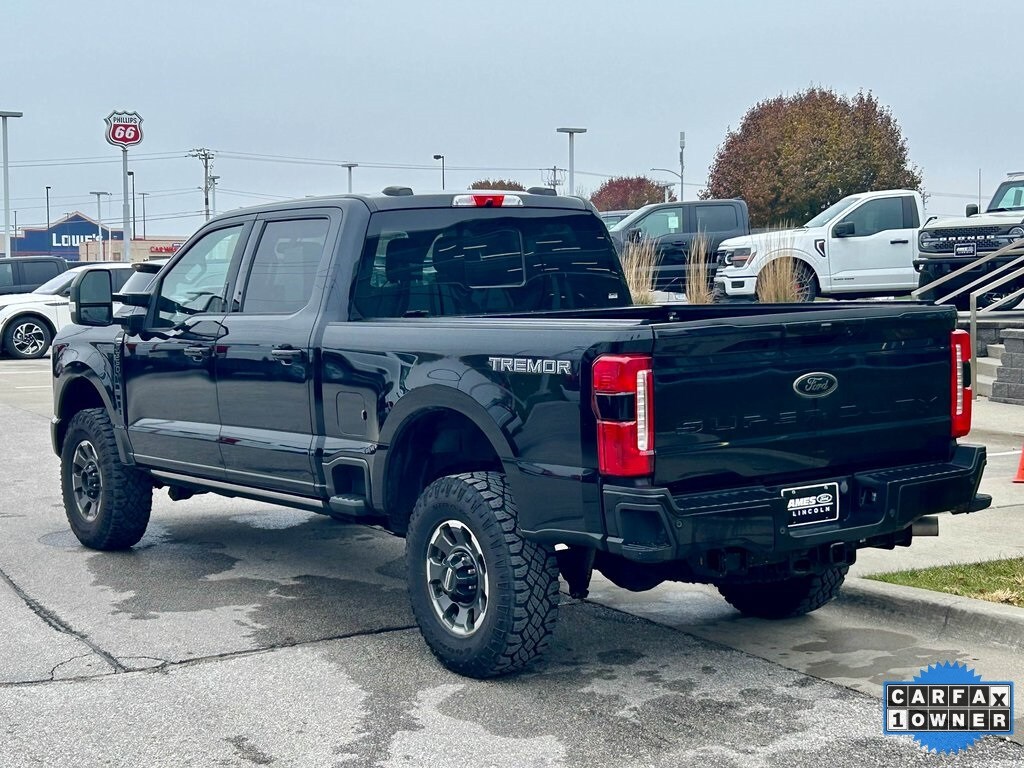 Used 2024 Ford F-350SD Lariat Truck