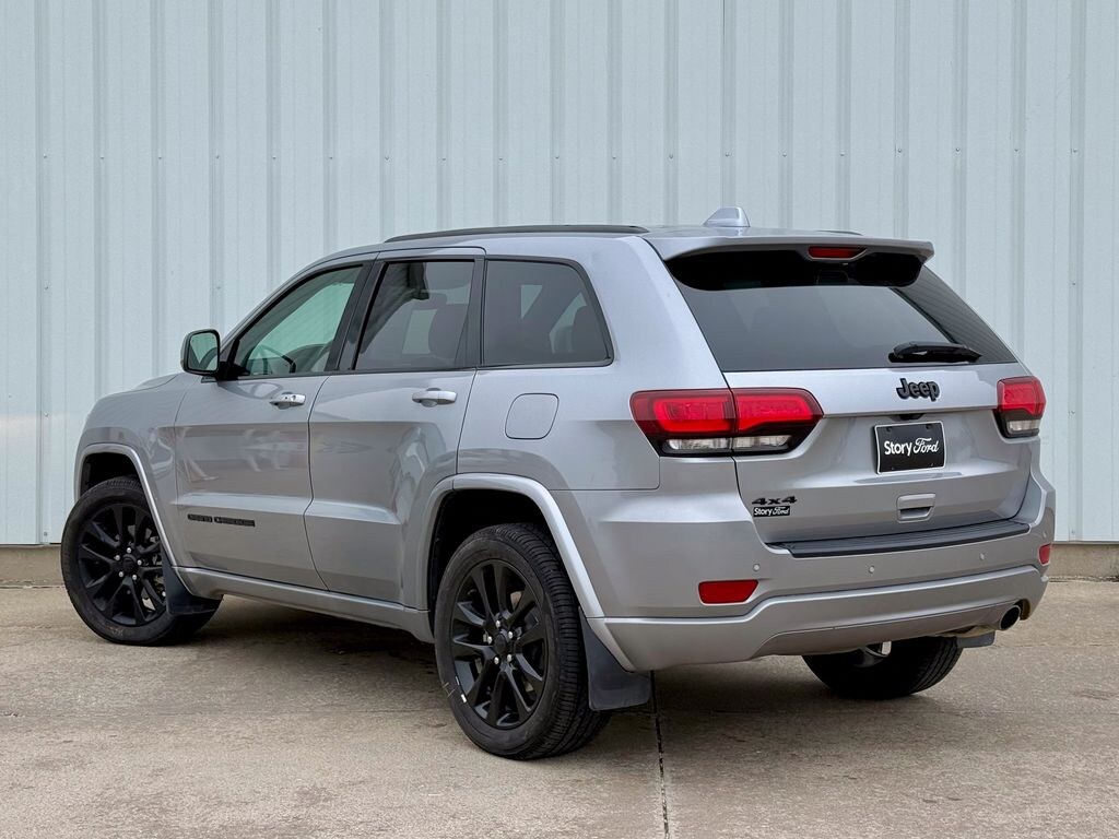 Used 2019 Jeep Grand Cherokee Altitude SUV