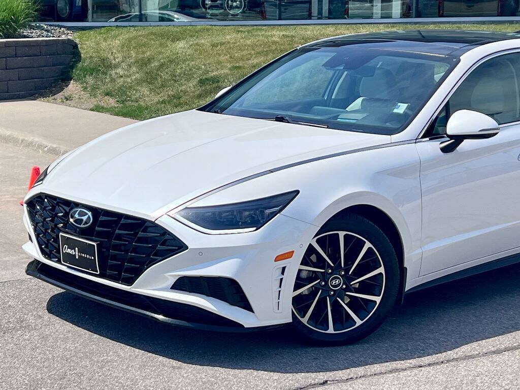 Certified 2022 Hyundai Sonata Limited Sedan