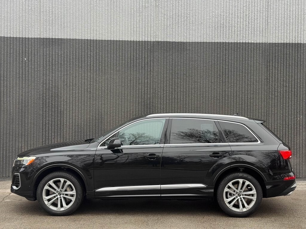 Certified 2025 Audi Q7 55 Premium Plus SUV