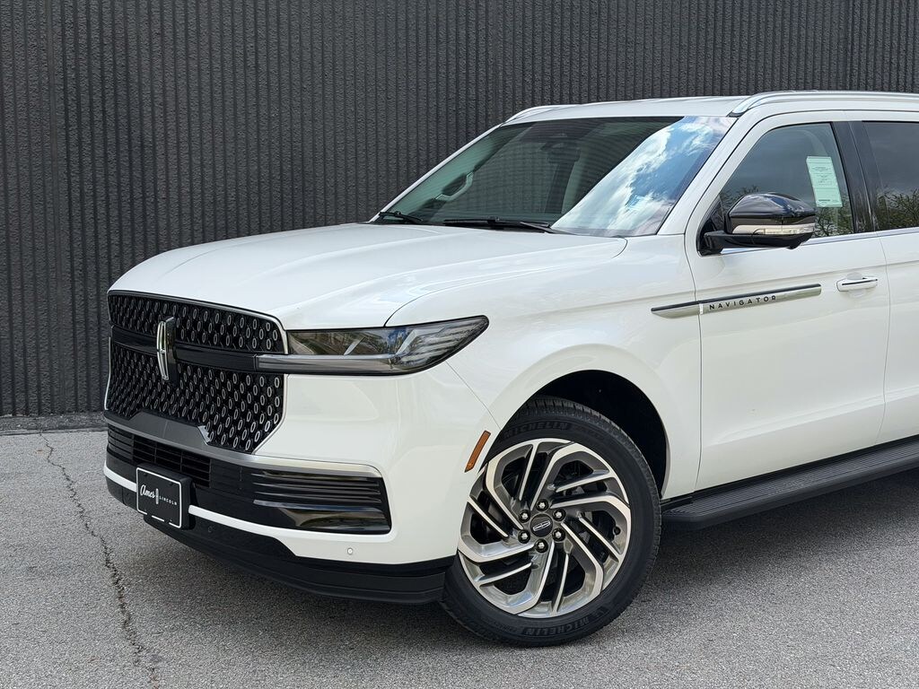 New 2026 Lincoln Navigator L Premiere SUV