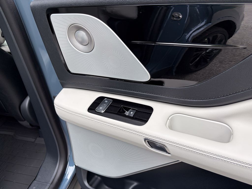 2026 Lincoln Aviator Reserve - Photo 25