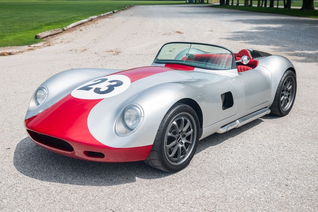 Used 2010 Lucra LC470