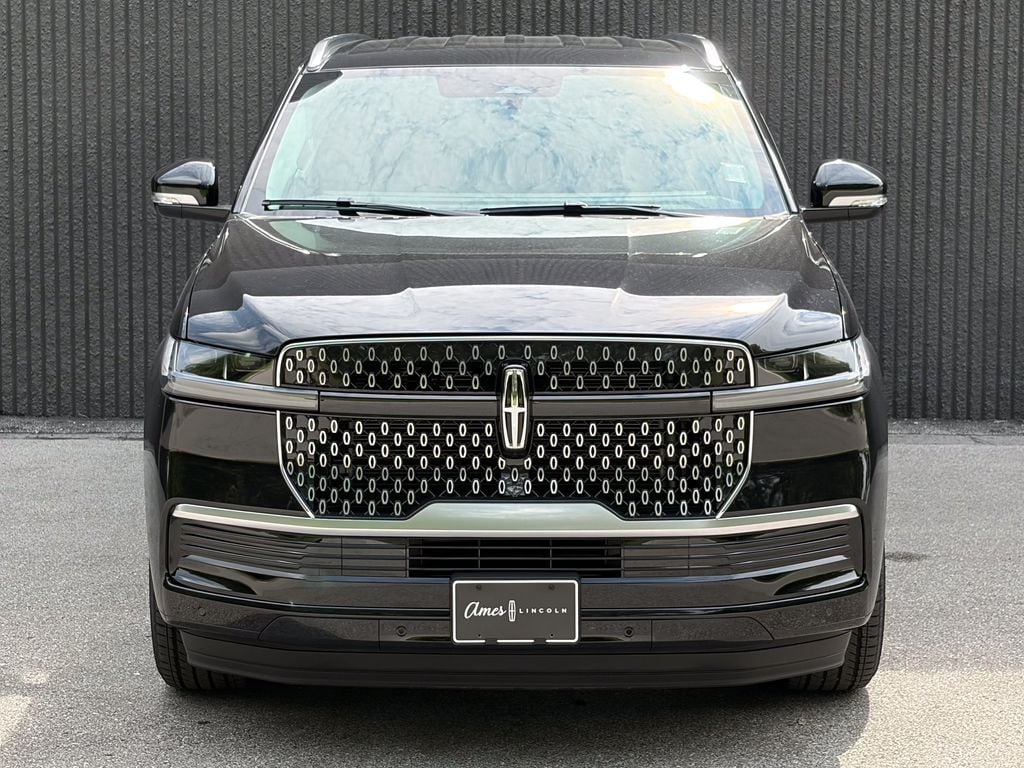 New 2027 Lincoln Navigator Premiere SUV