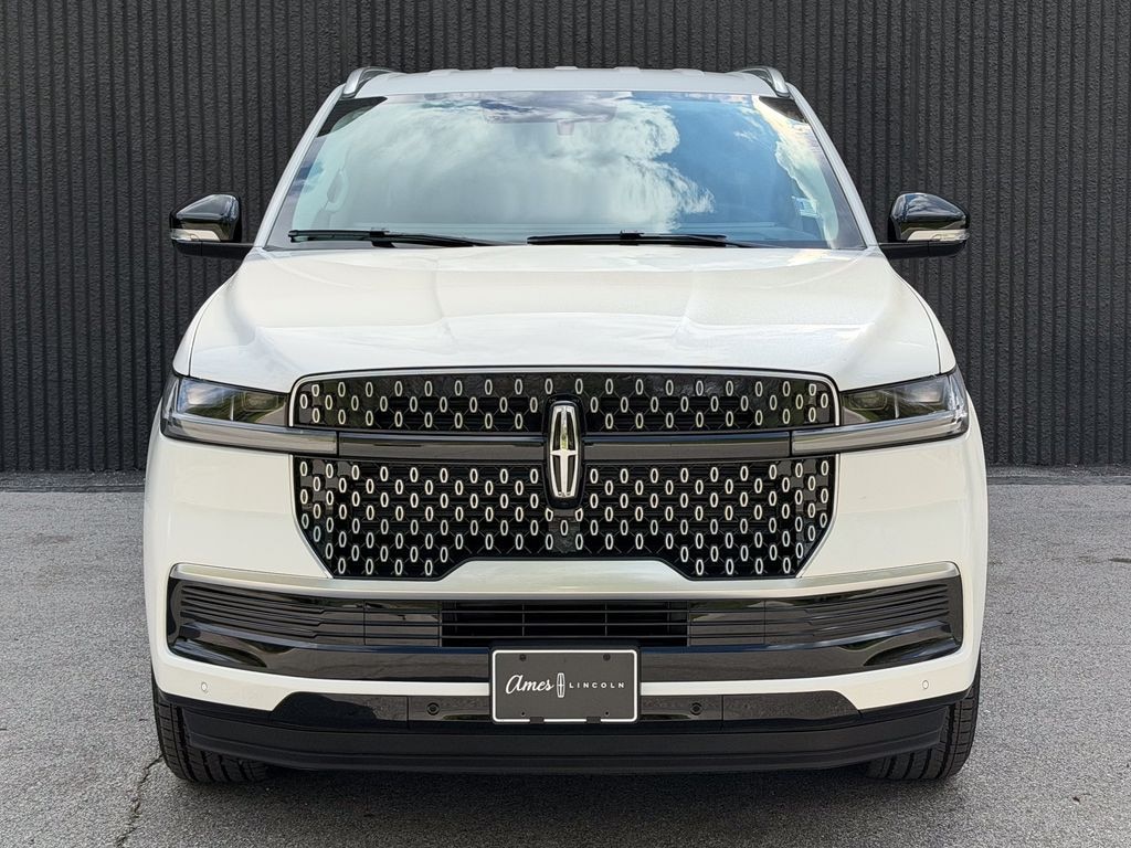 New 2026 Lincoln Navigator L Premiere SUV