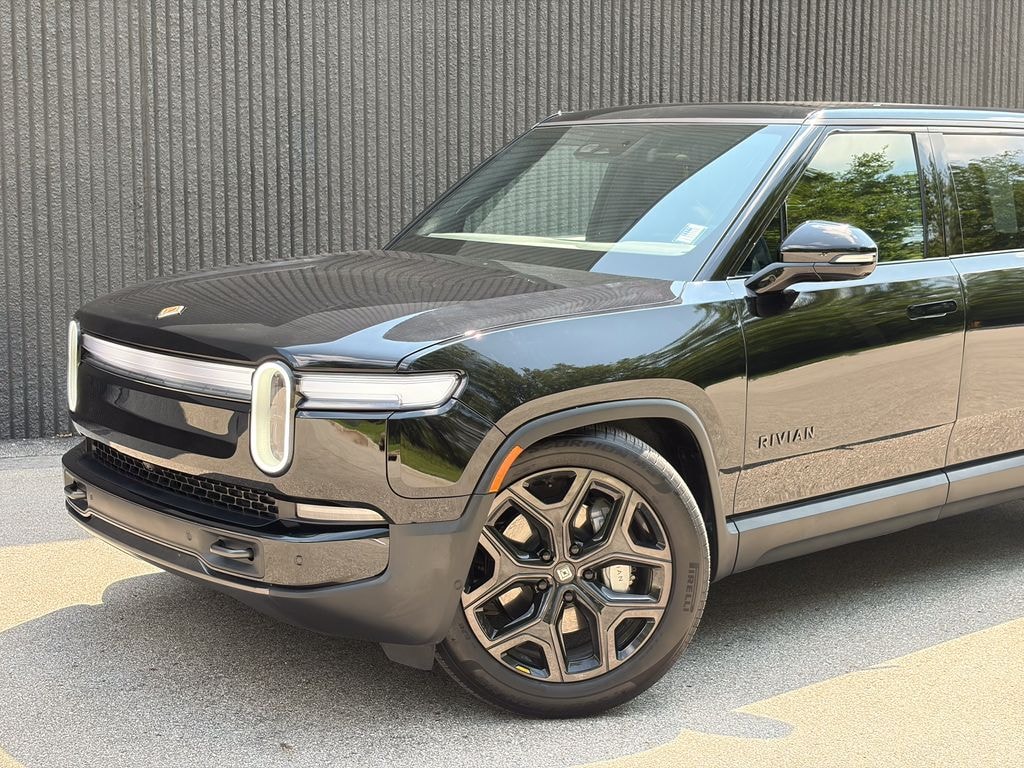 Used 2026 Rivian R1S Performance Dual Motor Large Pack SUV