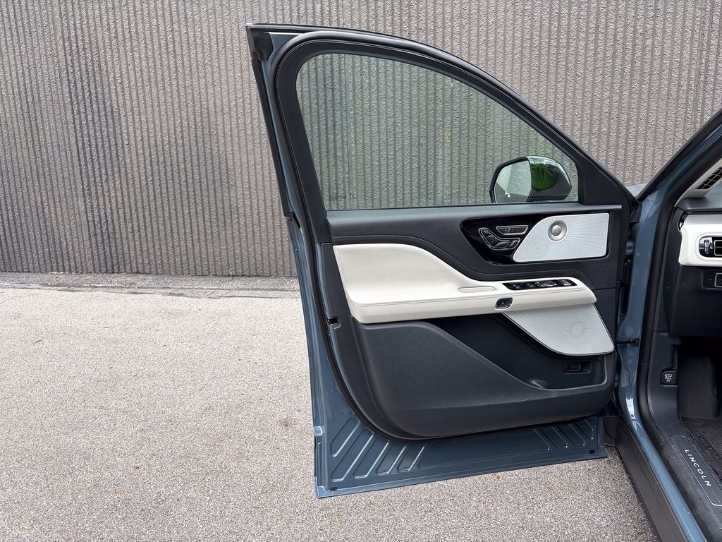 2026 Lincoln Aviator Reserve - Photo 15