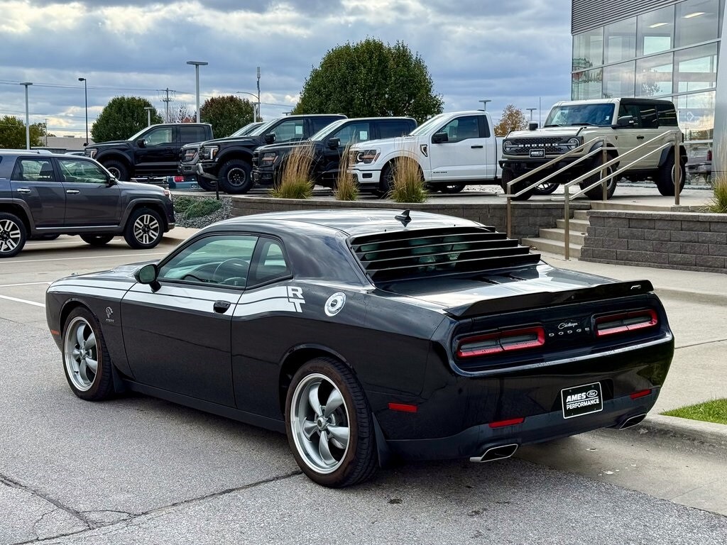 Used 2015 Dodge Challenger R/T Coupe