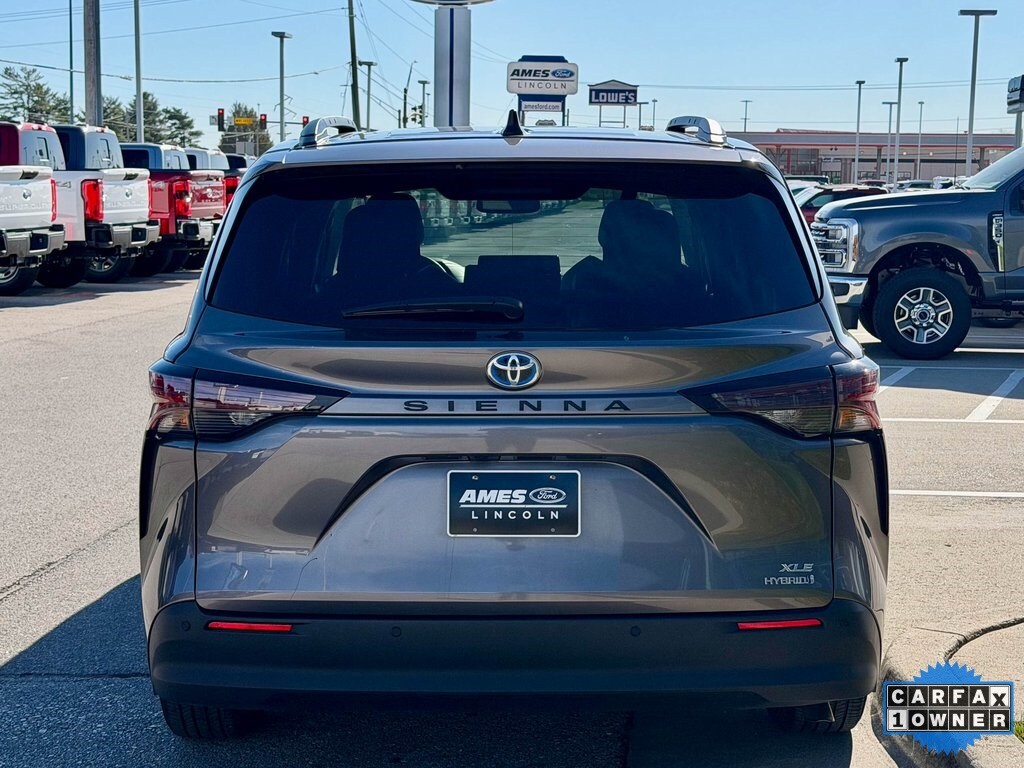 Certified 2024 Toyota Sienna XLE Minivan/Van