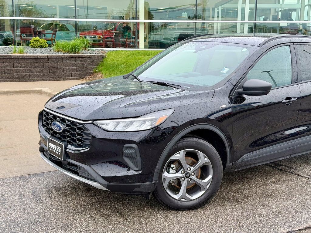 Certified 2025 Ford Escape ST-Line SUV