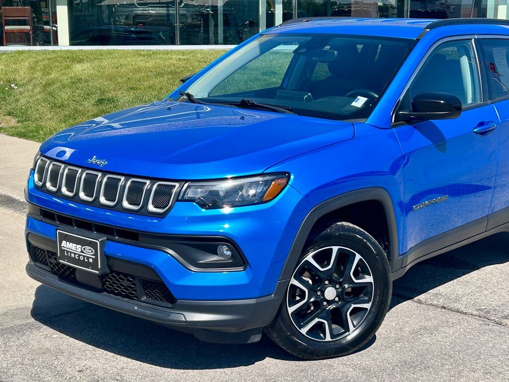 Certified 2022 Jeep Compass Latitude SUV
