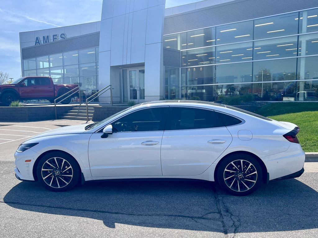 Certified 2022 Hyundai Sonata Limited Sedan