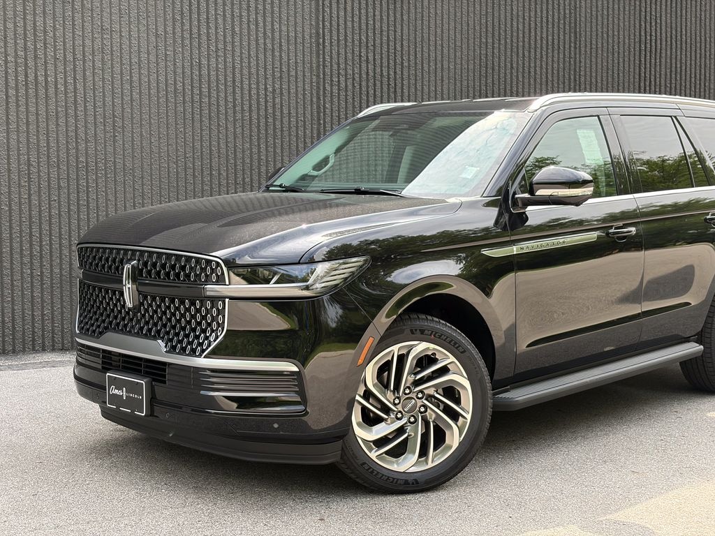 New 2027 Lincoln Navigator Premiere SUV