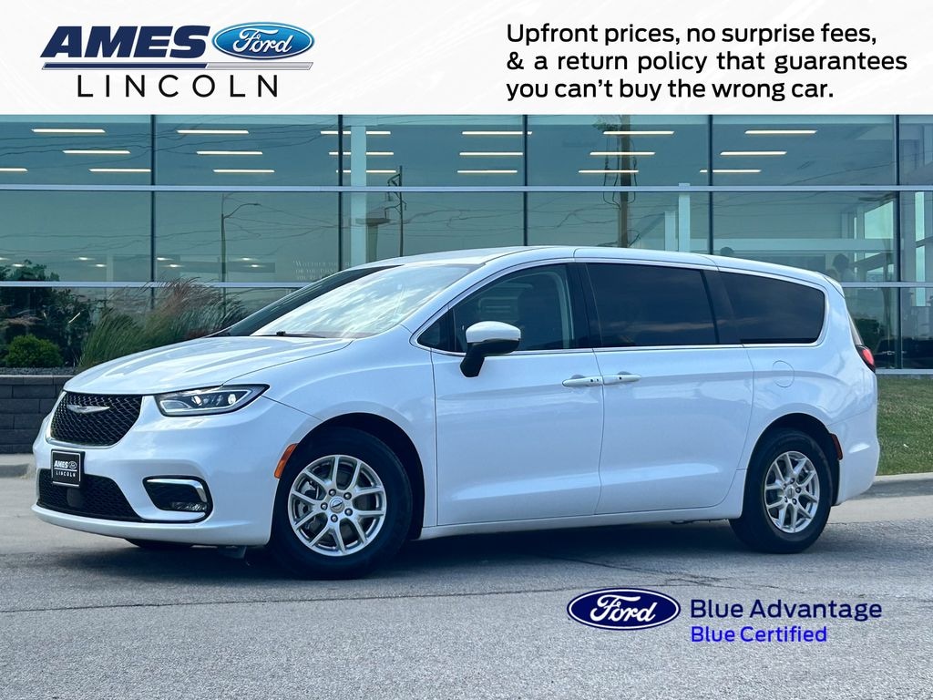 Certified 2023 Chrysler Pacifica Touring L Minivan/Van