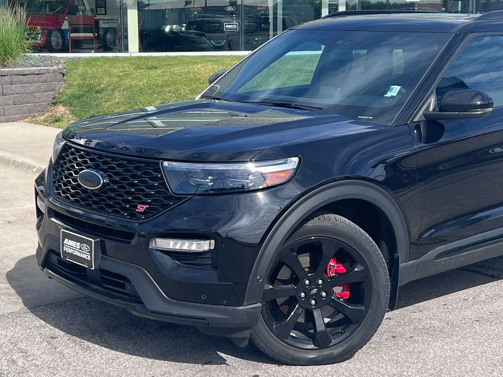 Used 2022 Ford Explorer ST SUV
