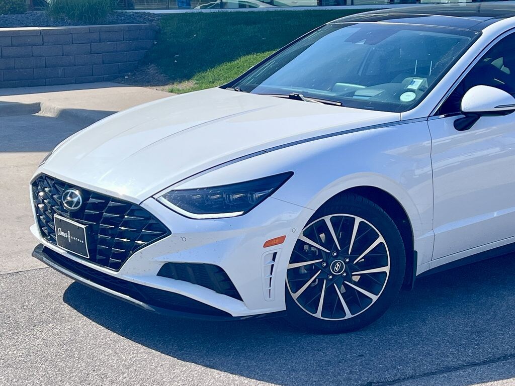 Certified 2022 Hyundai Sonata Limited Sedan