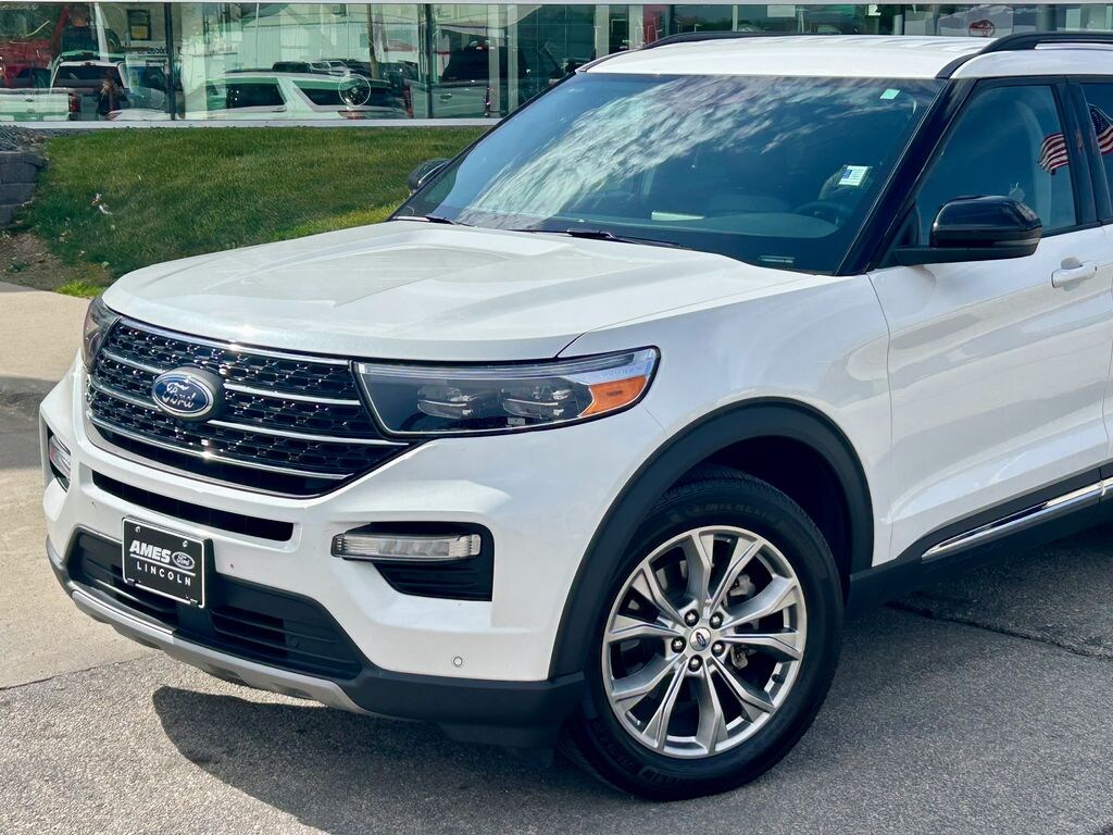Certified 2024 Ford Explorer XLT SUV