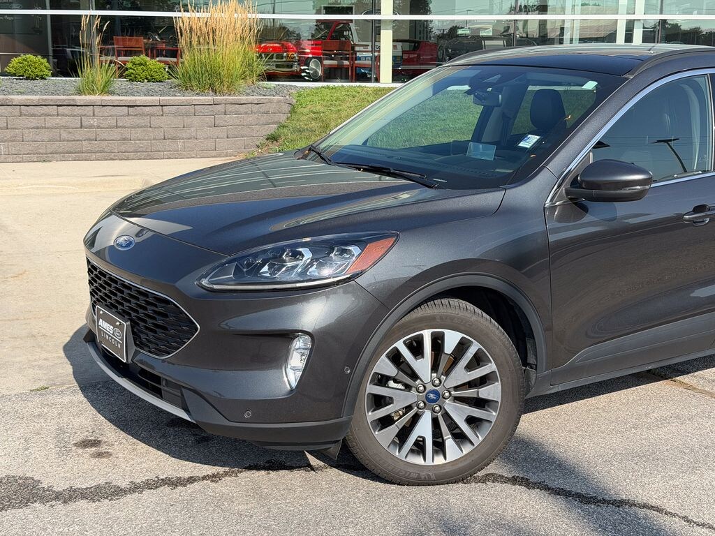 Certified 2020 Ford Escape Hybrid Titanium SUV