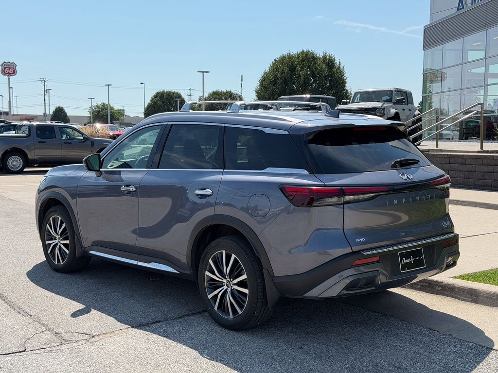 Used 2023 INFINITI QX60 Sensory SUV