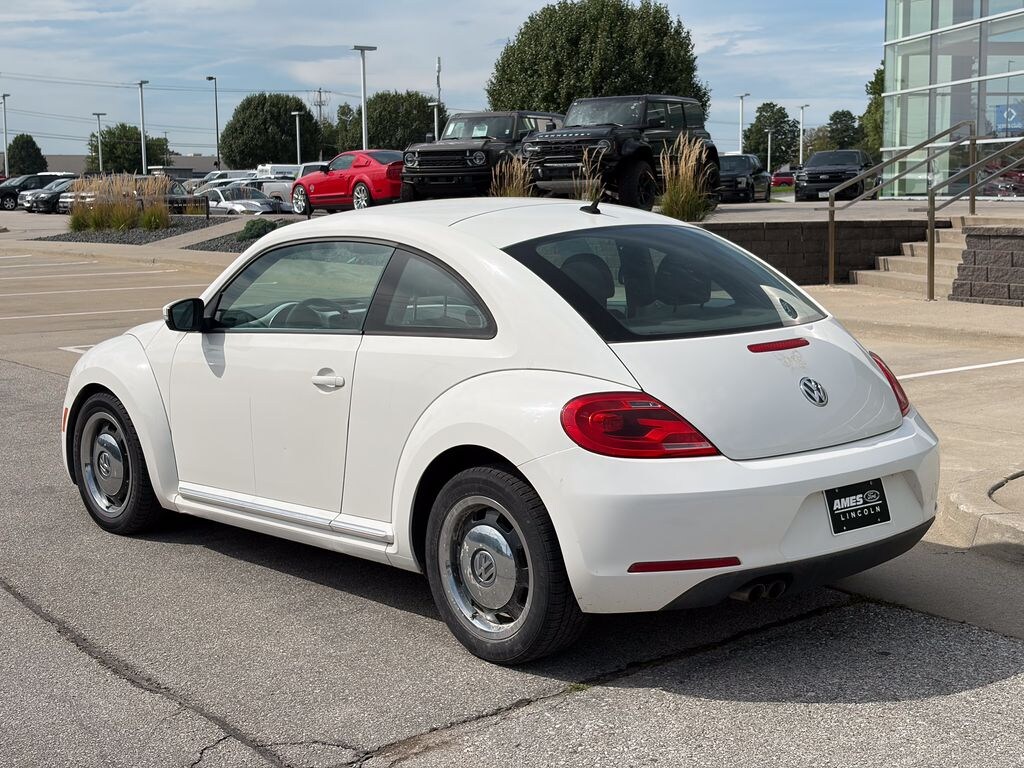 Used 2012 Volkswagen Beetle 2.5L Hatchback