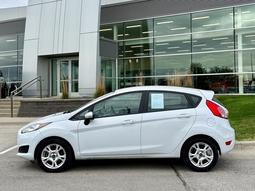 Used 2015 Ford Fiesta SE Hatchback
