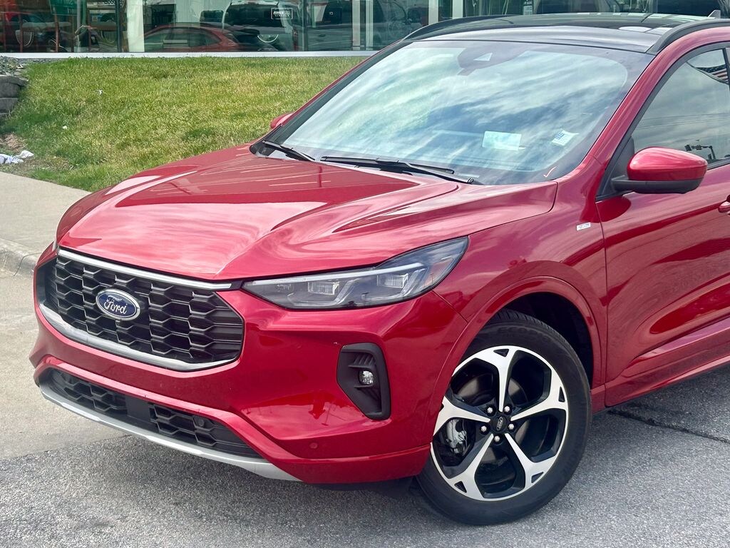 Certified 2025 Ford Escape ST-Line Elite SUV
