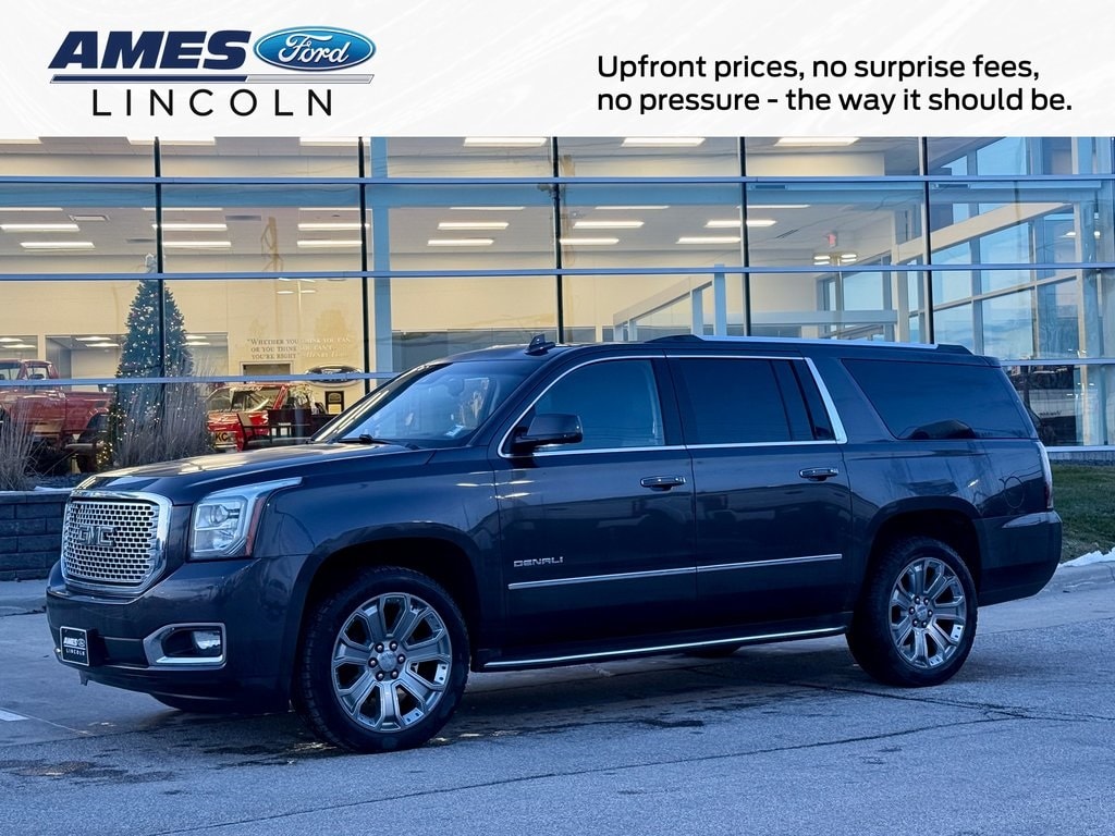 2015 GMC Yukon XL Denali's photo