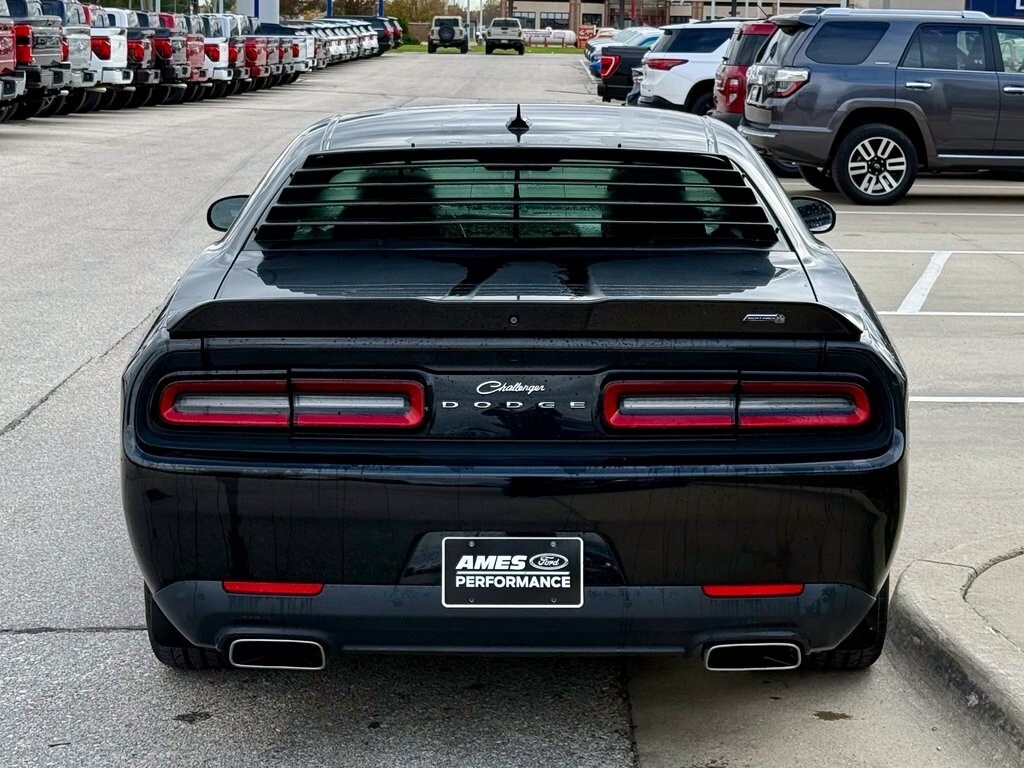 Used 2015 Dodge Challenger R/T Coupe