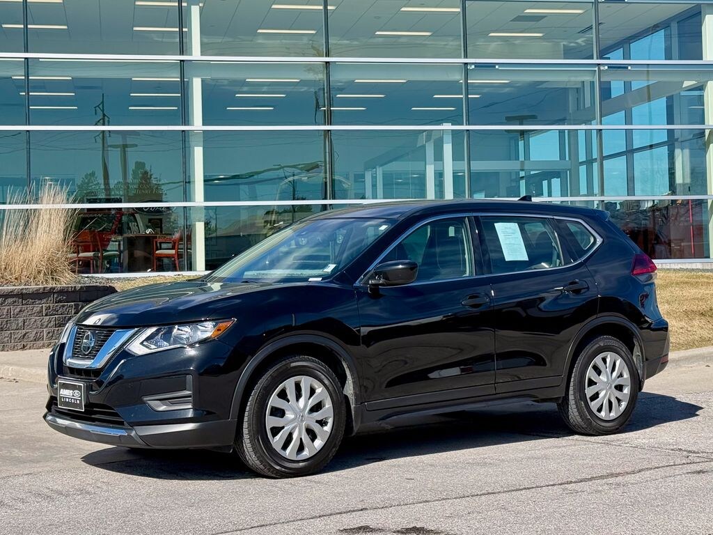 Used 2020 Nissan Rogue S SUV