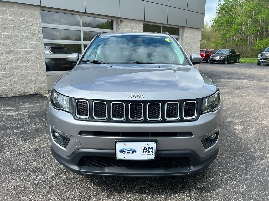 Used 2018 Jeep Compass Latitude with VIN 3C4NJDBB7JT454758 for sale in Jefferson, OH