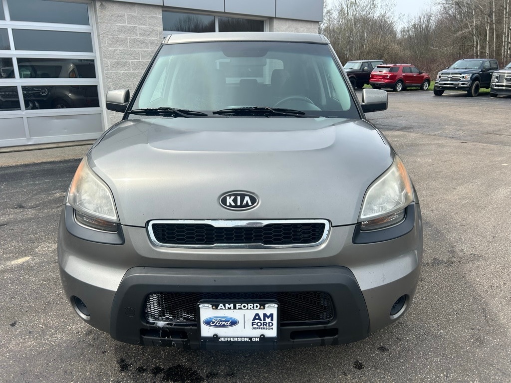 Used 2011 Kia Soul Base with VIN KNDJT2A25B7272965 for sale in Jefferson, OH