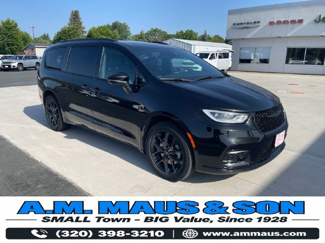 2023 Chrysler Pacifica Touring L Minivan/Van