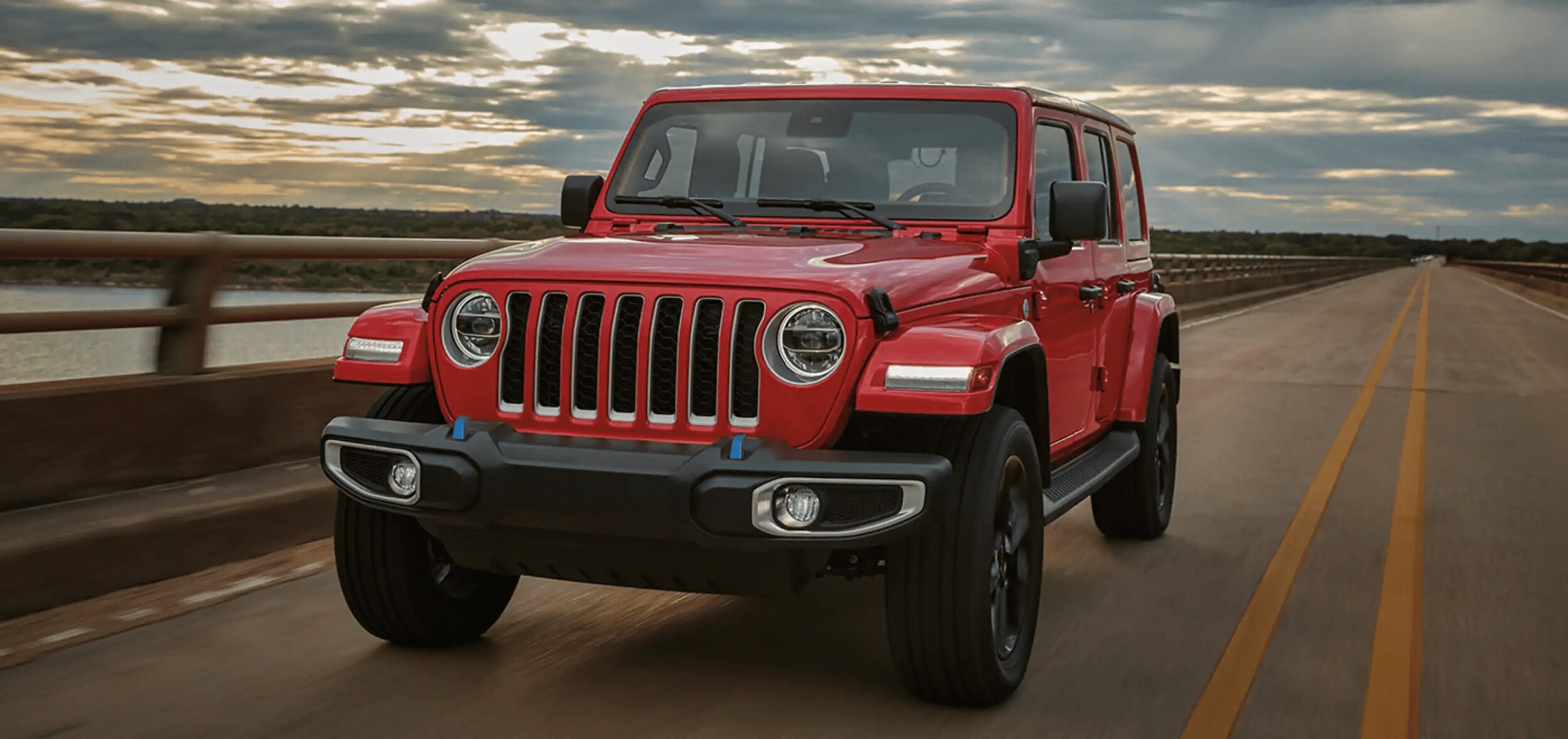 thumbnail image 2 of OEM Replacement Windshield Jeep Replacement Front Windshield Glass For 2018-2023 Jeep Wrangler / 2020-2025 Gladiator Base Models (Laminated, No Features) Front Windshield Replacement For Wrangler Gladiator 2 of 10
