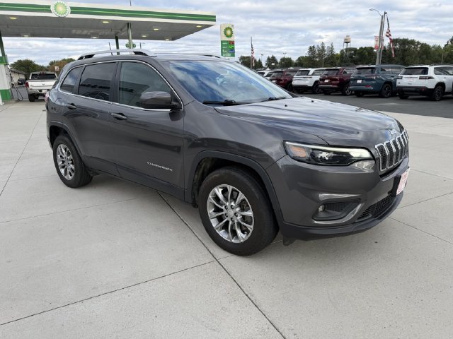 Used 2019 Jeep Cherokee Latitude Plus with VIN 1C4PJMLX0KD219192 for sale in Kimball, Minnesota