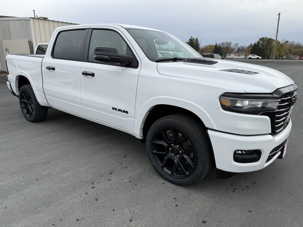 2026 RAM Ram 1500 Pickup Laramie's photo
