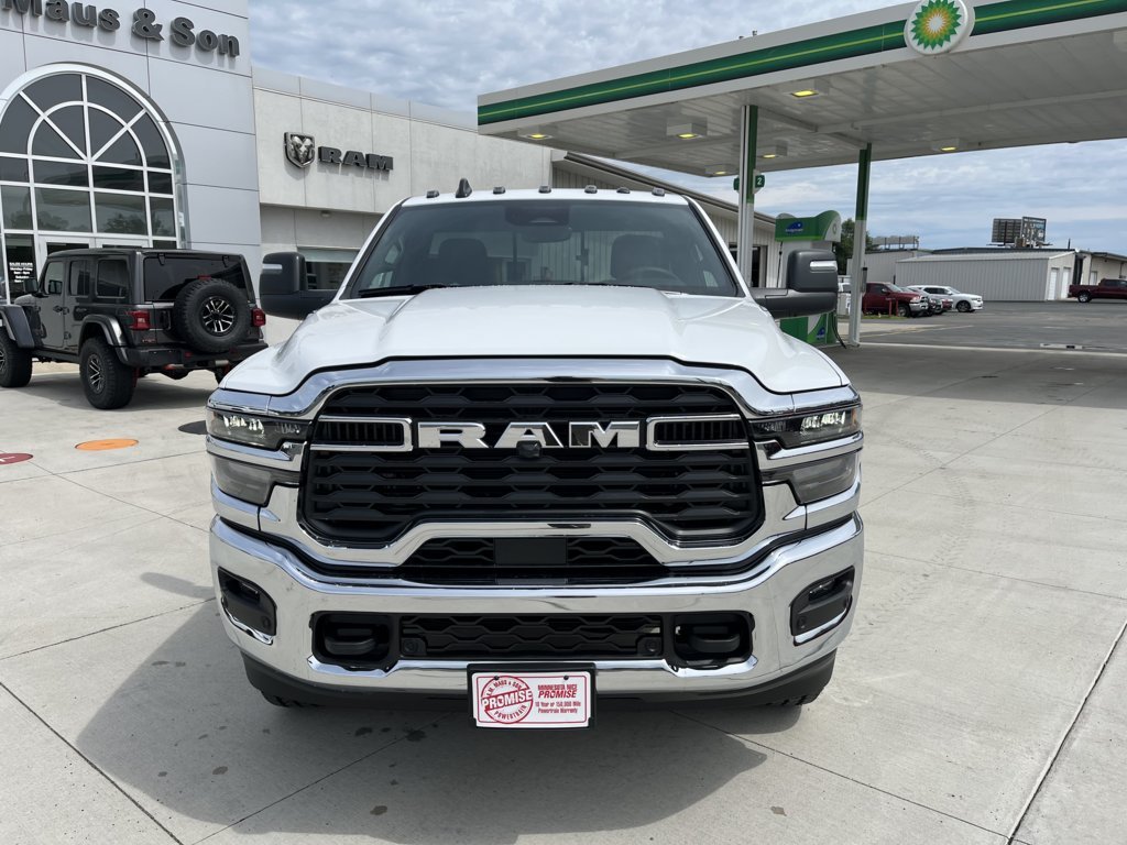 2026 Ram 2500 Tradesman photo 2
