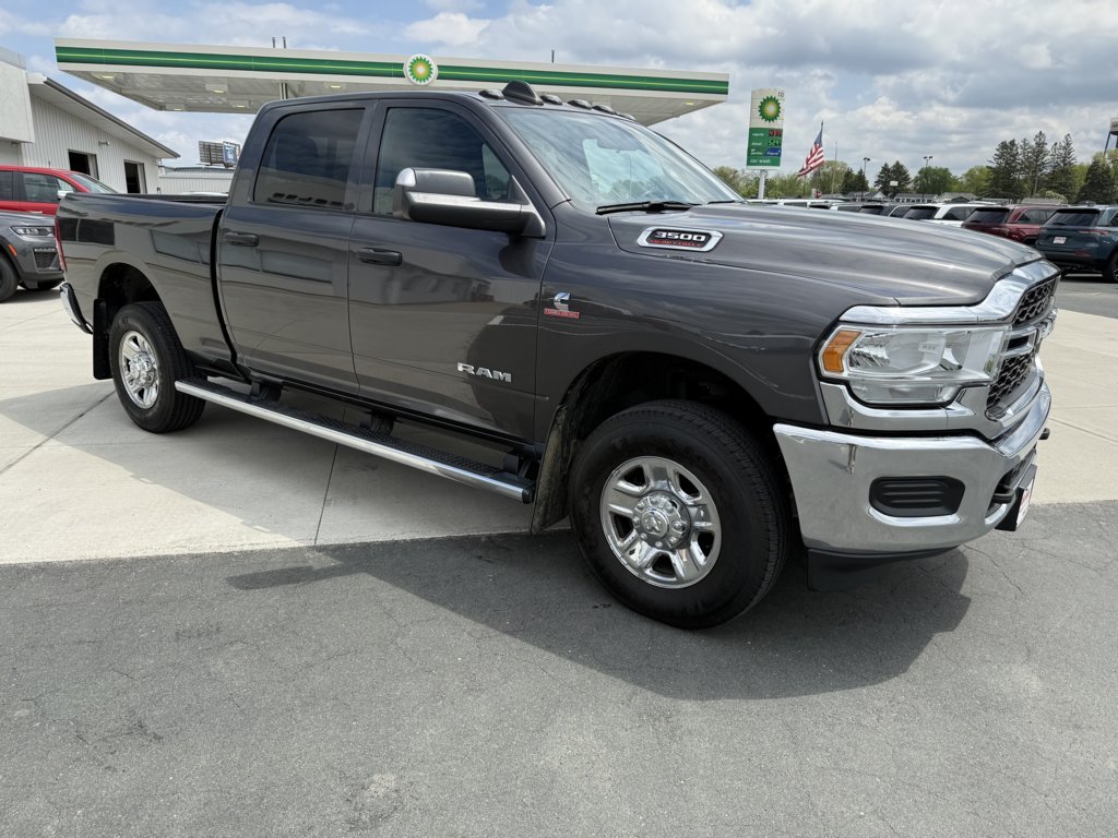 2022 RAM 3500 Tradesman 4X4 Crew Cab SWB's photo