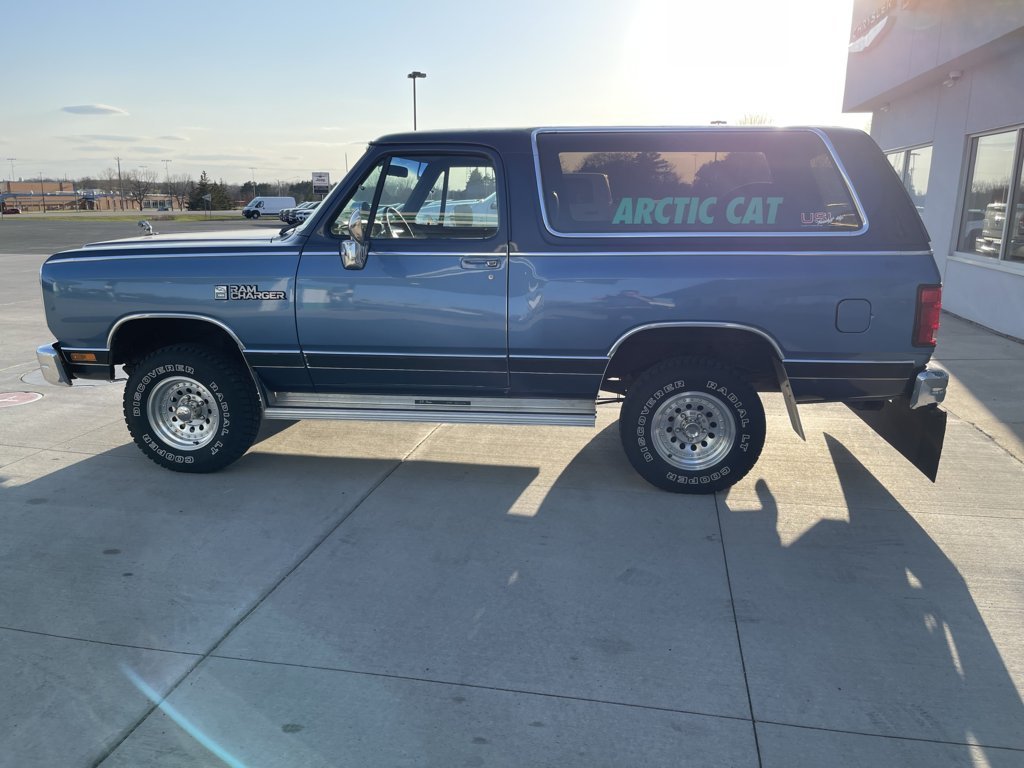 1988 Dodge Ramcharger photo 4