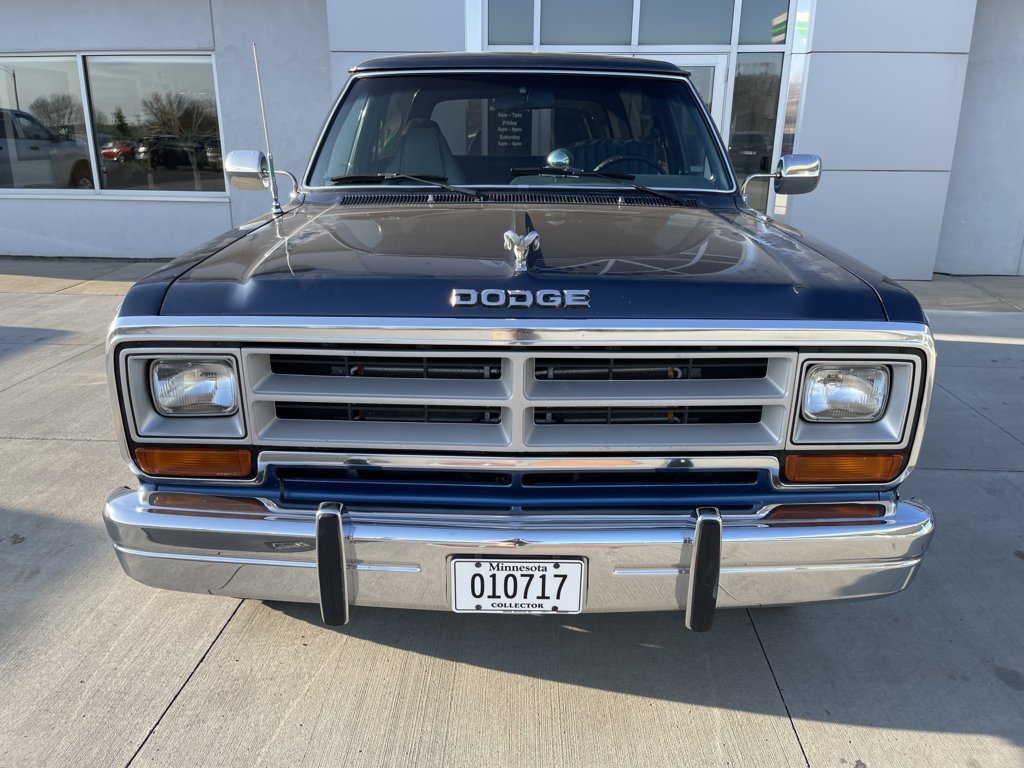 1988 Dodge Ramcharger photo 2