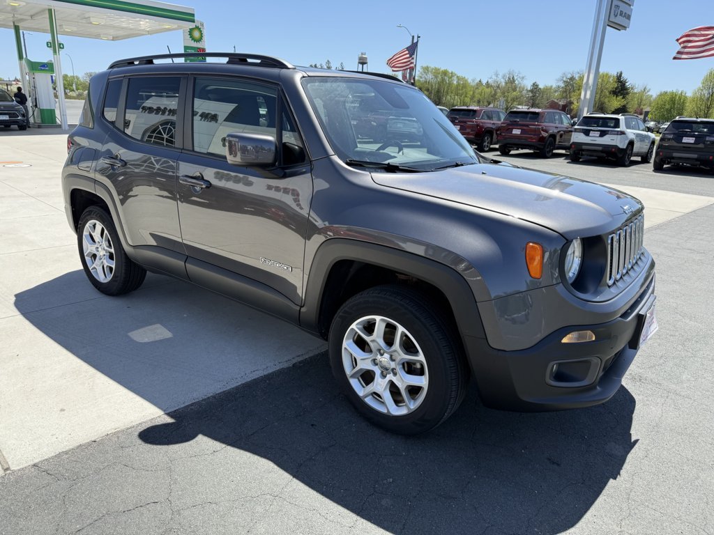 2017 Jeep Renegade Latitude 4x4's photo