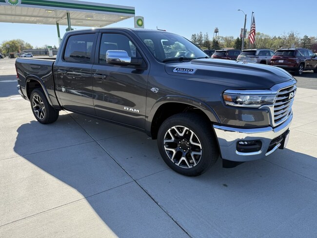 2026 Ram 1500 LARAMIE CREW CAB 4X4 5'7 BOX Pickup