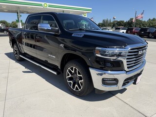 2026 Ram 1500 LARAMIE CREW CAB 4X4 5'7 BOX Pickup