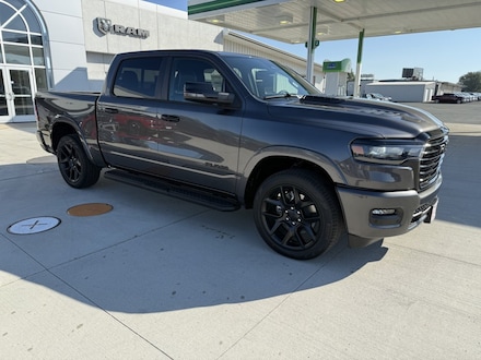 2026 Ram 1500 LARAMIE CREW CAB 4X4 5'7 BOX Pickup