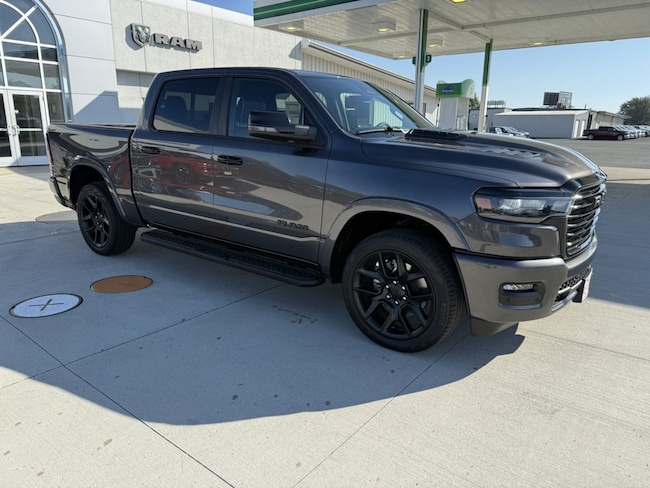2026 Ram 1500 LARAMIE CREW CAB 4X4 5'7 BOX Pickup